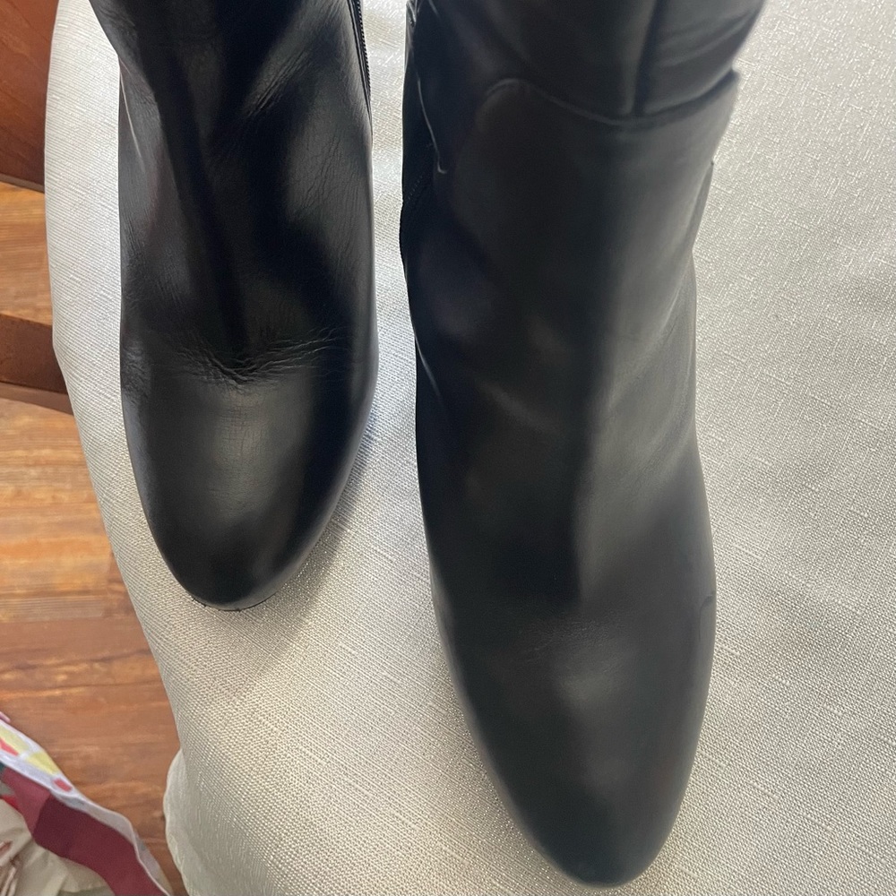 Black Leather Nine West Boots